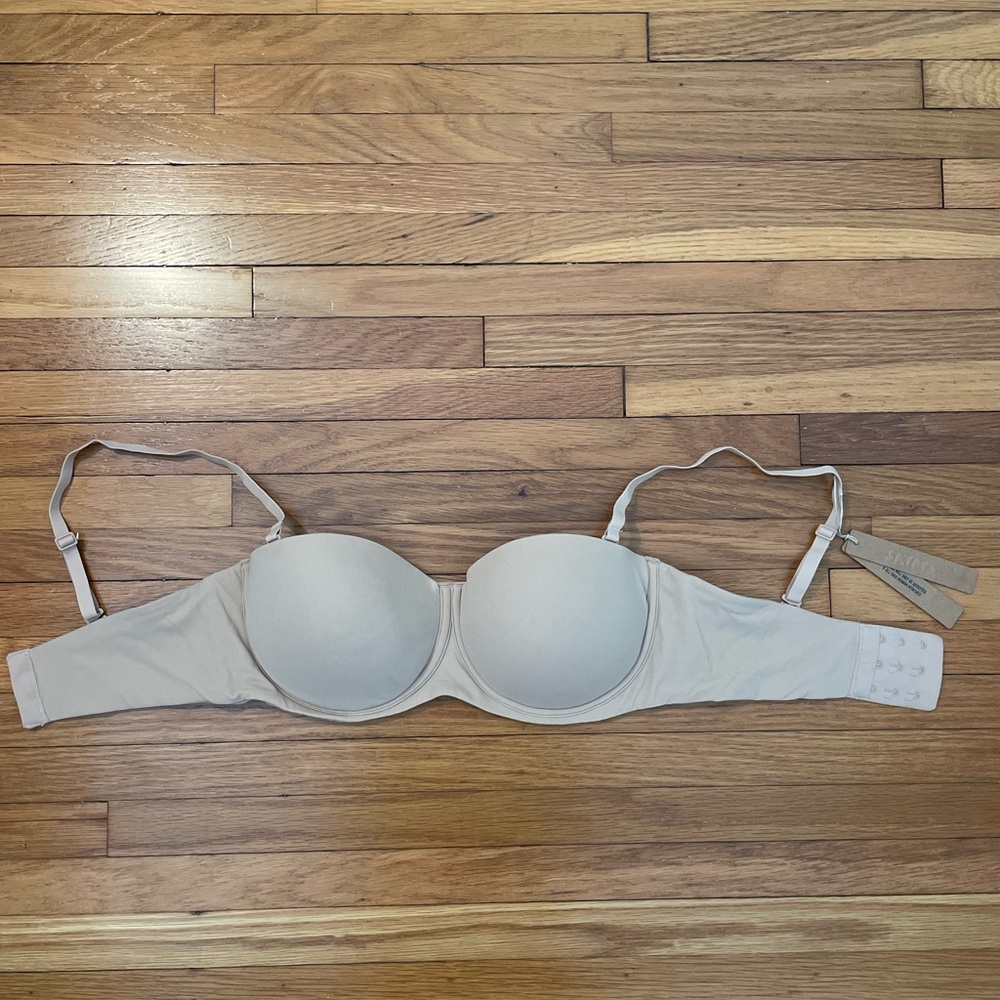 NWT SKIMS Cream Underwire Bra